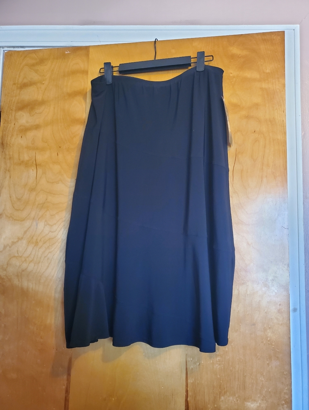 Elementz Black Midi Skirt Largr NWT